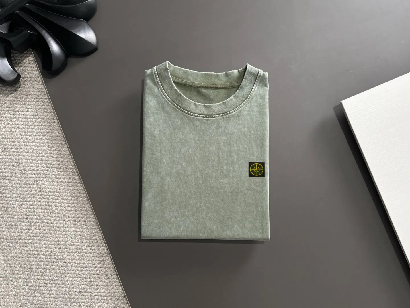 Next day shipping P460 Stone lsland/stone island high quality 2025 spring and summer new casual heavy industry suit exclusively developed by yb! High quality production! Imported custom-made fabrics for foreign orders, with high breathability and comfort, impeccable details, brand element design concept, delicate and soft feel! It presents a casual cut and the upper body shape is great! On sale simultaneously on the official website! From a high-end men's positioning brand, the low-key luxury taste is irresistible! Exquisite workmanship and impeccable quality! The overall style is simple, fashionable and timeless, fully meeting the requirements of stylish and tasteful dressing! Size: S-XXL